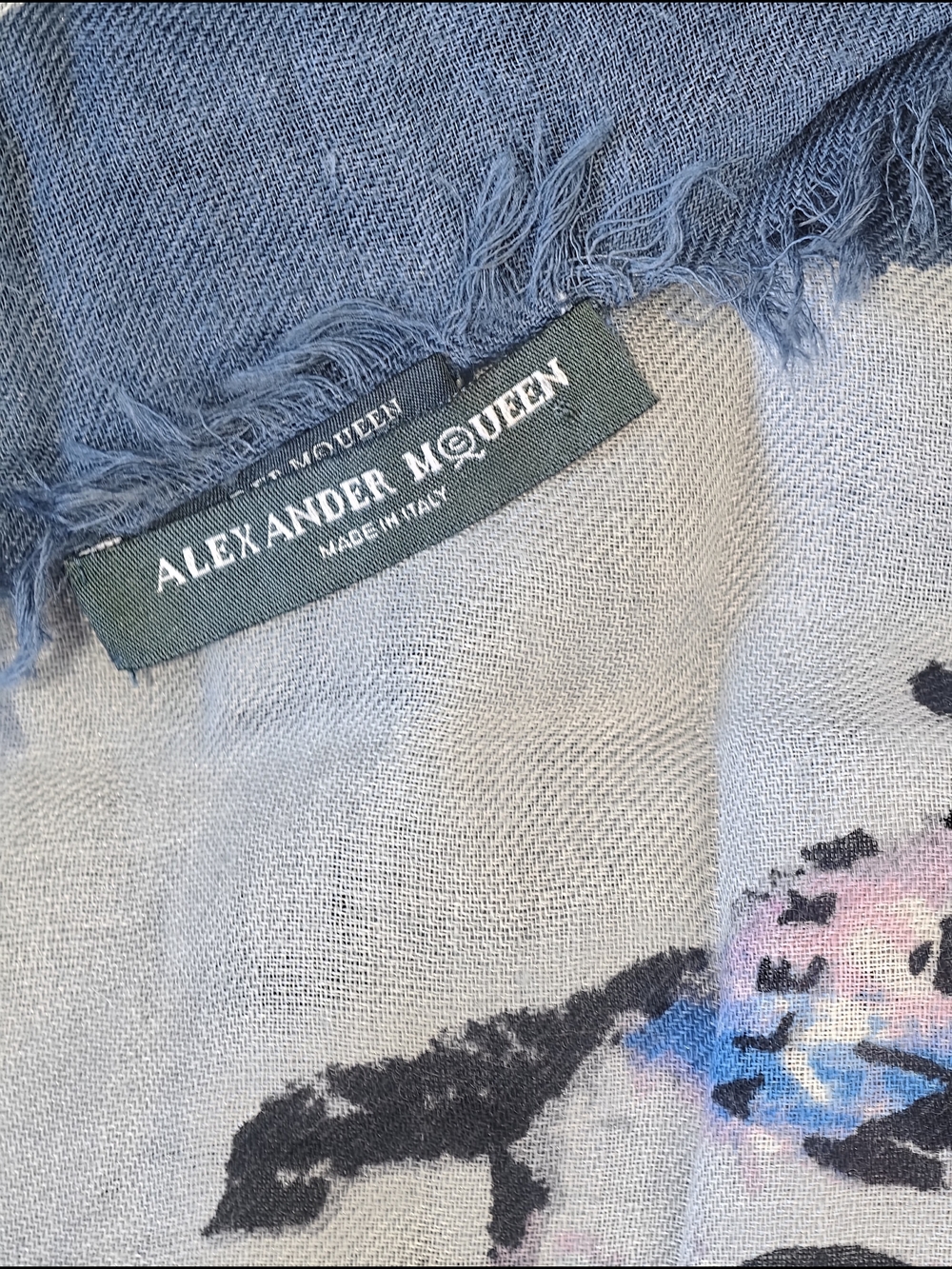 Alexander McQueen oversized square scarf - Picture 7 of 8